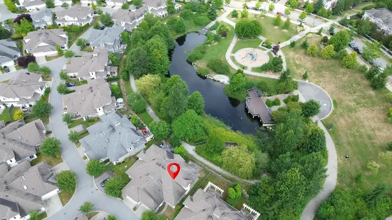 29 10500 DELSOM CRESCENT - photo 4 of 28