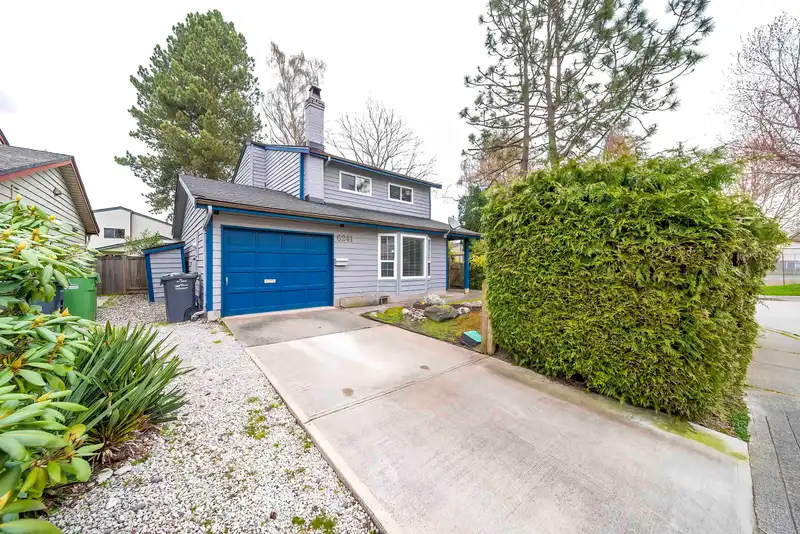 6241 SHERIDAN ROAD - photo 2 of 39
