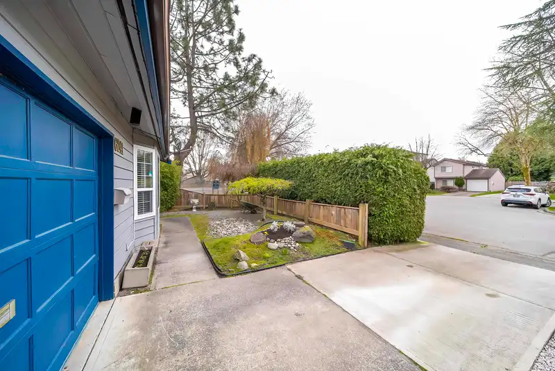 6241 SHERIDAN ROAD - photo 3 of 39