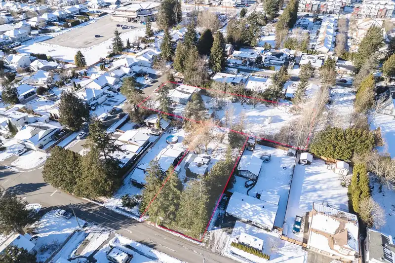 23311 118 AVENUE - photo 3 of 15