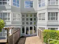 309 13939 LAUREL DRIVE - thumbnail 3