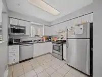 309 13939 LAUREL DRIVE - thumbnail 9