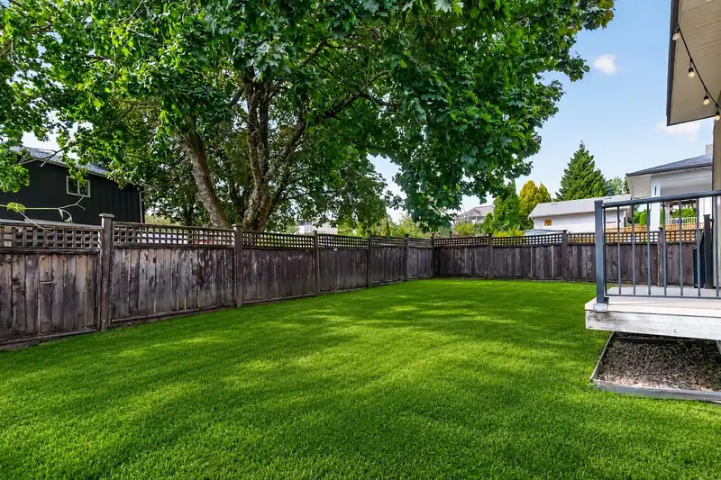 7041 198A STREET - photo 2 of 25