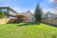 7161 198 STREET - thumbnail 2