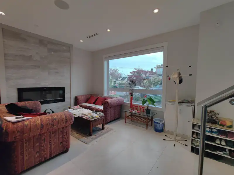 2177 E 40TH AVENUE - photo 3 of 40