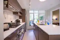 103 578 EMERSON STREET - thumbnail 10