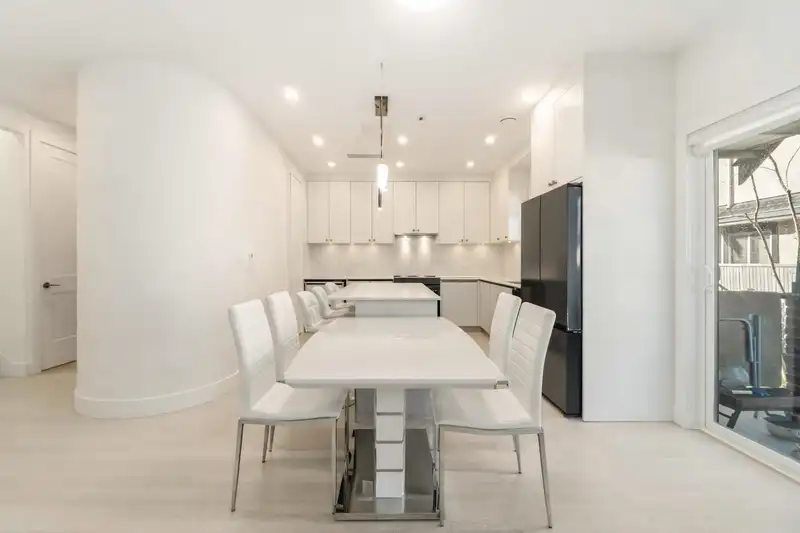 8 9633 STEVESTON HIGHWAY - photo 3 of 21
