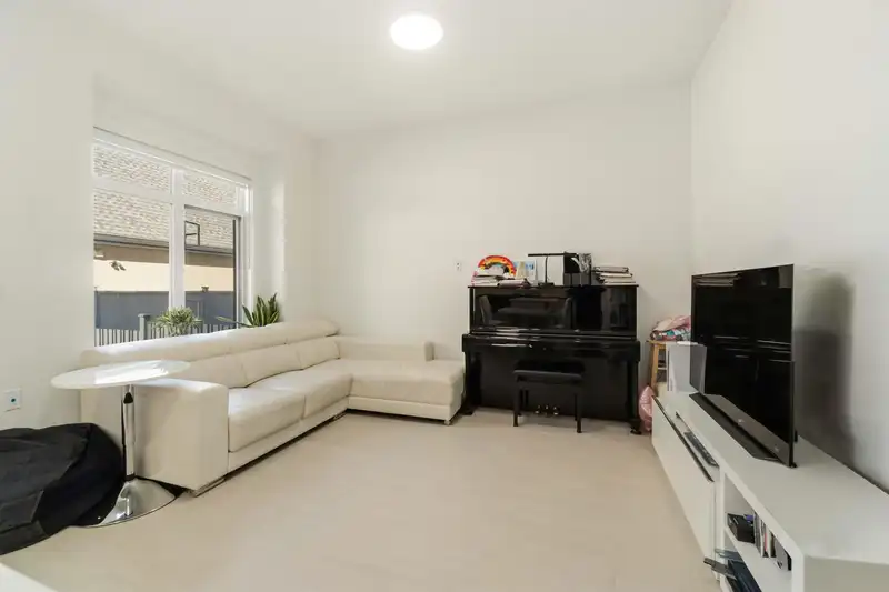 8 9633 STEVESTON HIGHWAY - photo 4 of 21