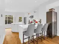 34 2000 PANORAMA DRIVE - thumbnail 4