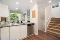 1 270 E KEITH ROAD - thumbnail 12