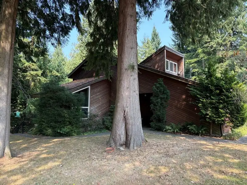 24538 40 AVENUE - photo 3 of 11