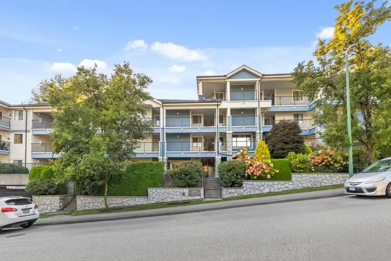 404 102 BEGIN STREET - photo 2 of 22