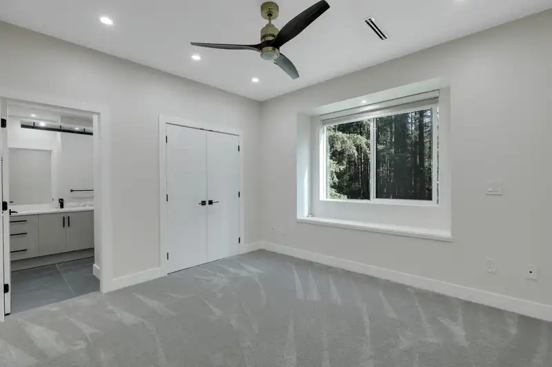19632 31A AVENUE - photo 2 of 40