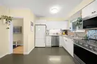 9585 DAWSON CRESCENT - thumbnail 12