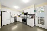 9585 DAWSON CRESCENT - thumbnail 14