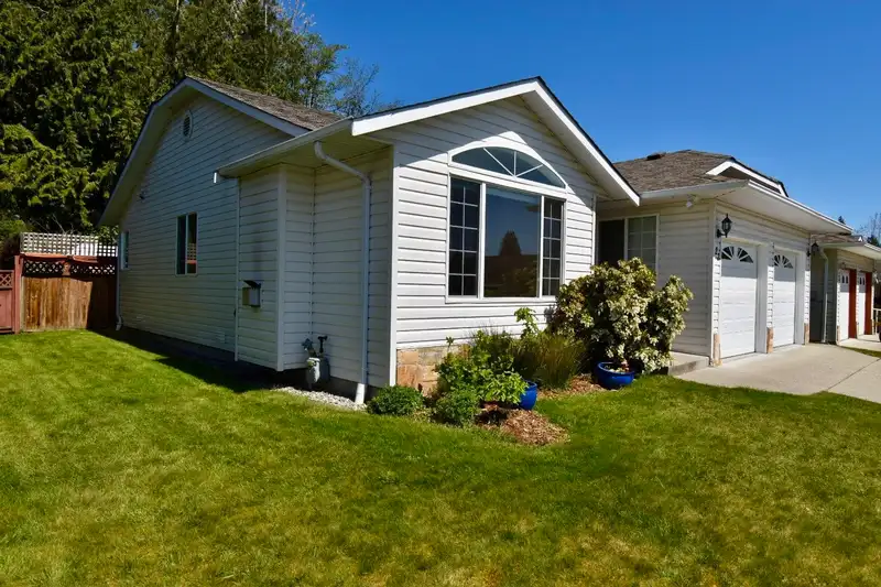 22 535 SHAW ROAD - photo 3 of 26