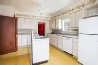 6857 LABURNUM STREET - thumbnail 11