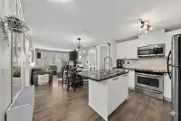 301 6500 194 STREET - thumbnail 1
