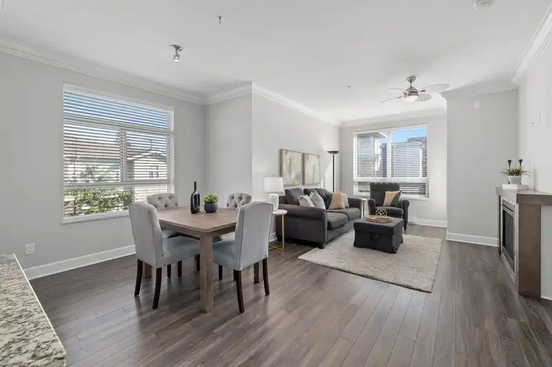301 20861 83 AVENUE - photo 4 of 40