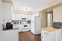 830 INGERSOLL AVENUE - thumbnail 11