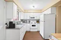 830 INGERSOLL AVENUE - thumbnail 12