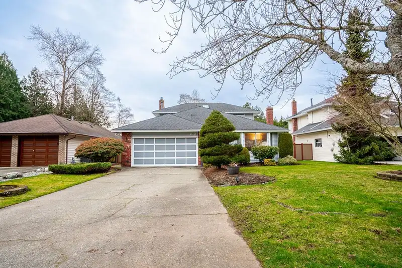 1285 163A STREET - photo 1 of 37