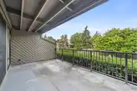 120 9300 GLENACRES DRIVE - thumbnail 22