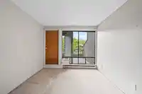 120 9300 GLENACRES DRIVE - thumbnail 9
