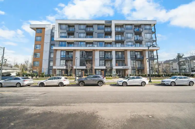 307 10778 138 STREET - photo 2 of 28