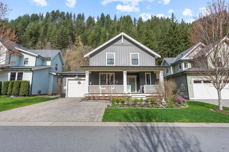 43347 OLD ORCHARD LANE - photo 1 of 40