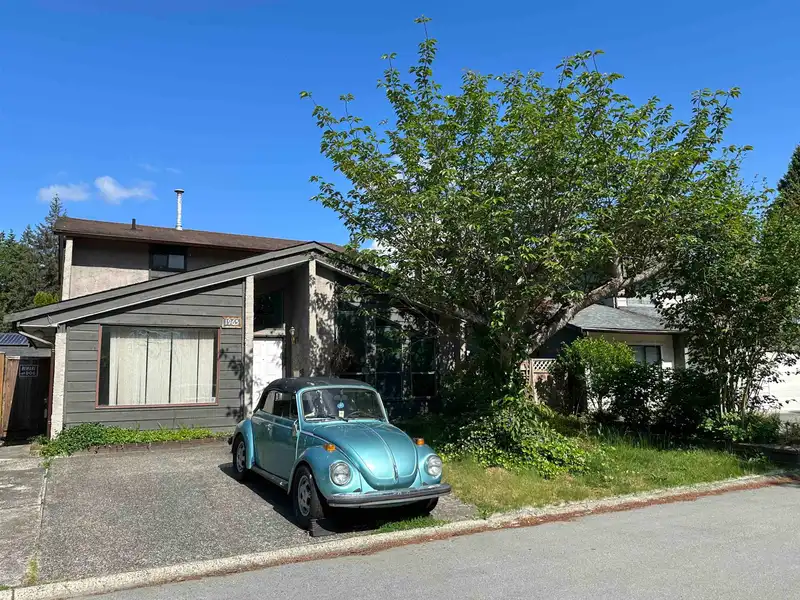 1965 FLYNN CRESCENT - photo 1 of 1