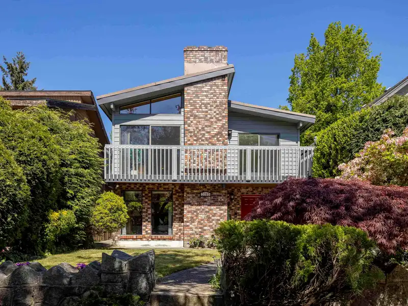 3765 W 30TH AVENUE - photo 1 of 18