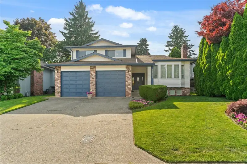3731 NICOLA STREET - photo 1 of 39