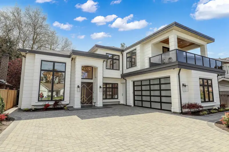 4520 LANCELOT DRIVE - photo 1 of 40