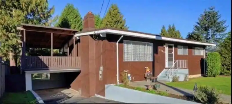 12079 GLENHURST STREET - photo 1 of 39