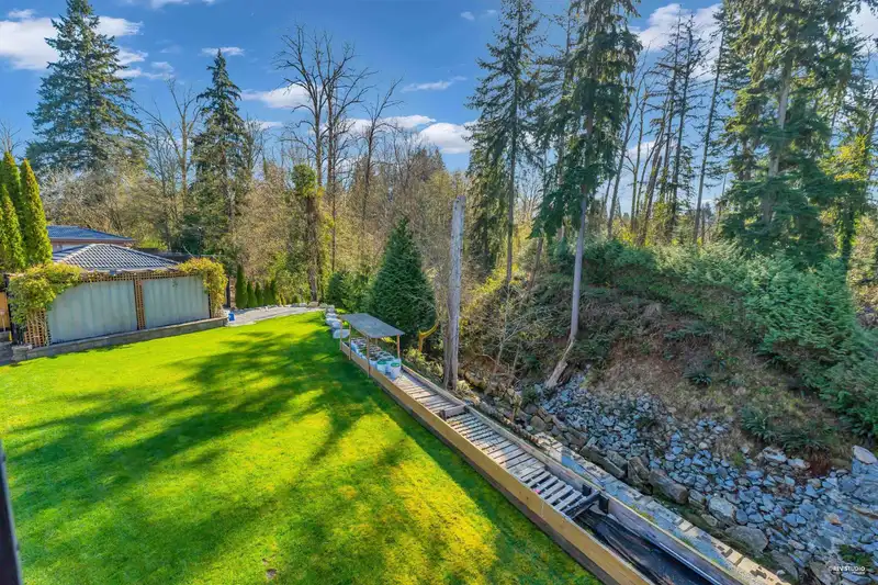 794 ADIRON AVENUE - photo 2 of 21