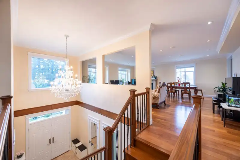 4346 WILDWOOD CRESCENT - photo 4 of 31