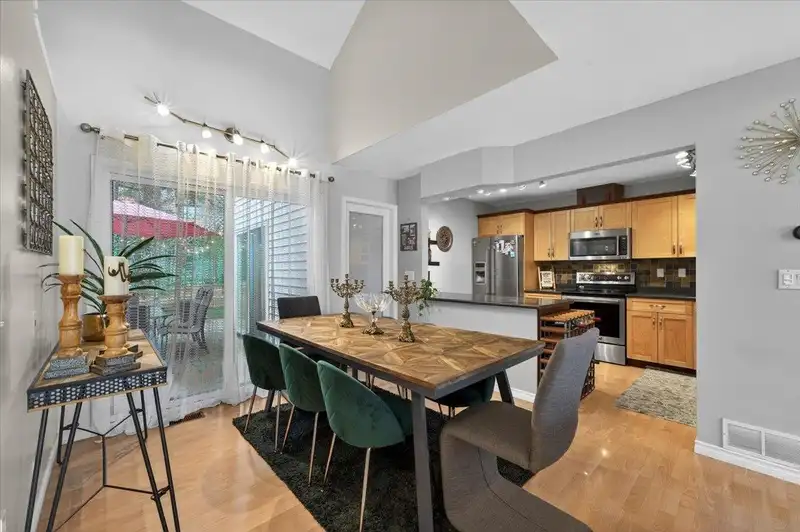 203 1220 FALCON DRIVE - photo 1 of 38