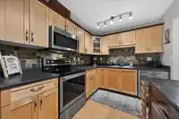 203 1220 FALCON DRIVE - thumbnail 12