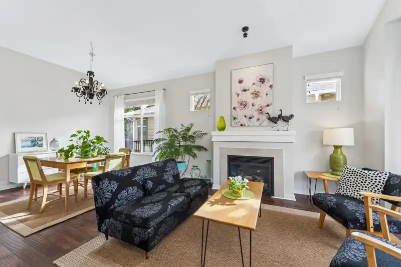 16 15188 62A AVENUE - photo 1 of 38