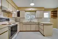 8561 113B STREET - thumbnail 11