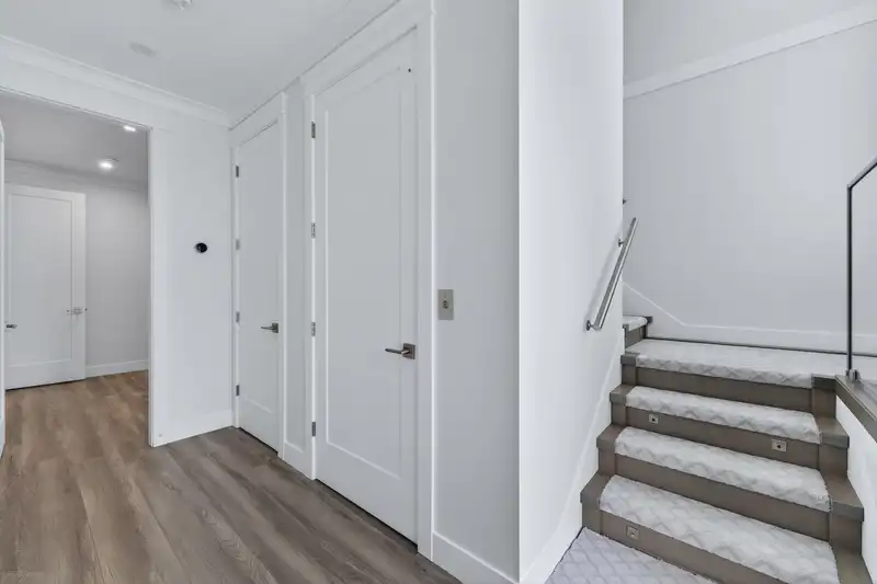 4471 WINDJAMMER DRIVE - photo 4 of 29