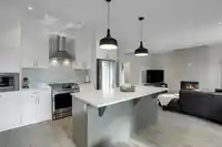 8303 203A STREET - thumbnail 5
