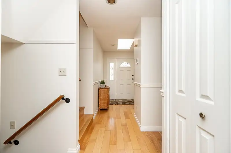 2670 BREWSTER DRIVE - photo 4 of 40