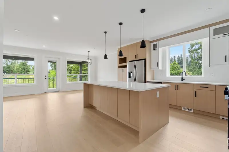 33664 DEWDNEY TRUNK ROAD - photo 4 of 39