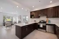 4172 WELWYN STREET - thumbnail 5