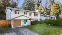 2419 CAMERON CRESCENT - thumbnail 1