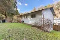 2419 CAMERON CRESCENT - thumbnail 33