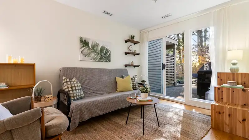 21 20543 96 AVENUE - photo 2 of 40