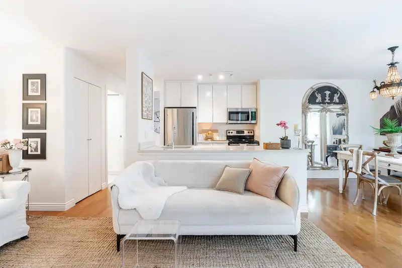 605 1510 W 1ST AVENUE - photo 3 of 29